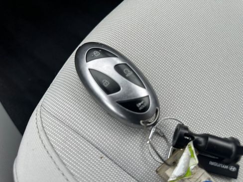 Used 2025 Hyundai Kona SEL image 22