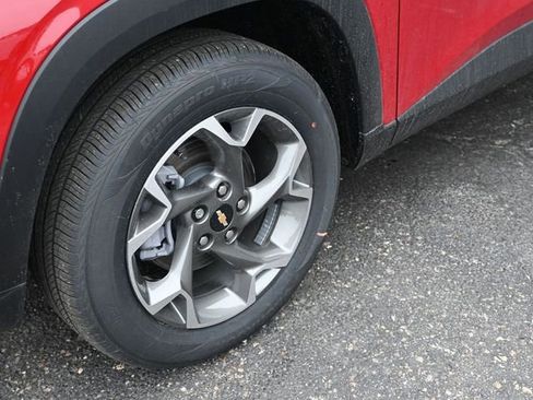 New 2026 Chevrolet Trax LT w/ Driver Confidence Package image 14