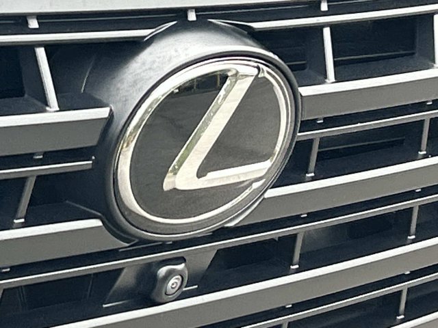 Used 2024 Lexus GX 550 w/ Accessory Package (Z1) AWD/4WD image 11