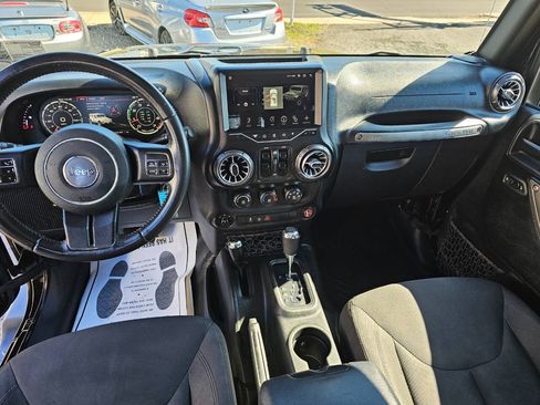 Used 2016 Jeep Wrangler Unlimited Sport w/ Quick Order Package 24S AWD/4WD image 11