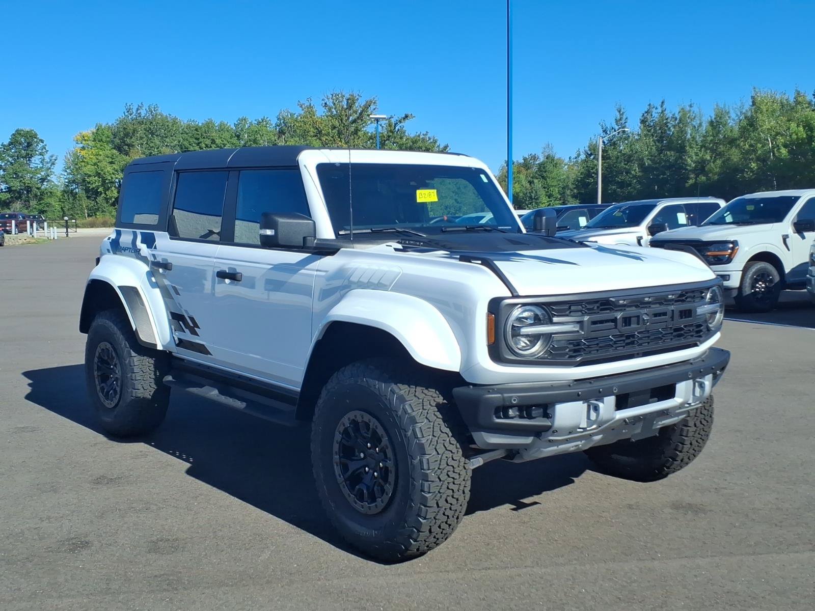 Used 2024 Ford Bronco Raptor w/ Interior Carbon Fiber Pack 6 AWD/4WD image 8