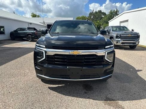 Certified 2025 Chevrolet Tahoe LS RWD image 2