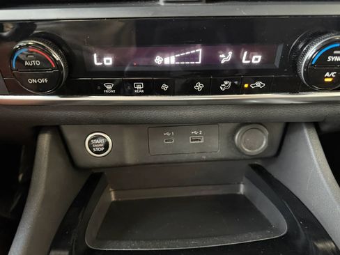 Used 2023 Nissan Rogue SV FWD image 26
