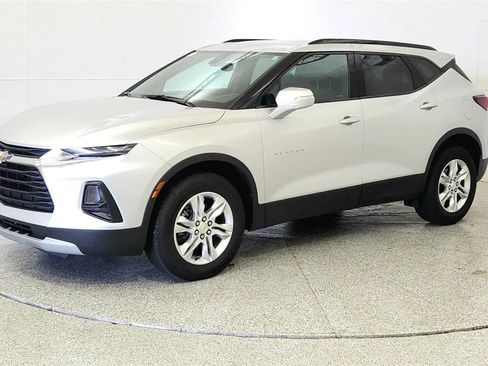 Used 2021 Chevrolet Blazer LT FWD image 3