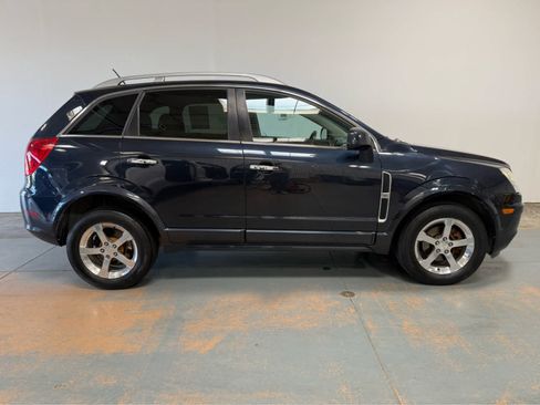 Used 2014 Chevrolet Captiva Sport LT w/ Convenience Package FWD image 6