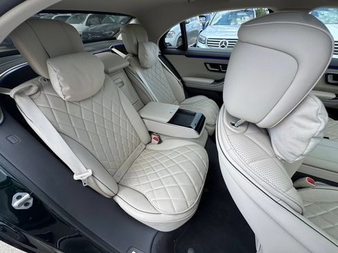 Used 2023 Mercedes-Benz S 580 4MATIC Sedan image 27