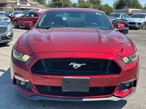 Used 2015 Ford Mustang GT RWD image 2