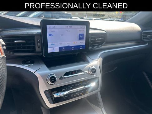 Certified 2022 Ford Explorer XLT AWD/4WD image 15