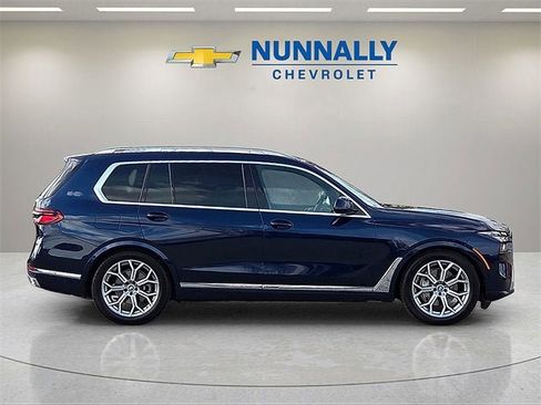 Used 2025 BMW X7 xDrive40i w/ Executive Package image 6