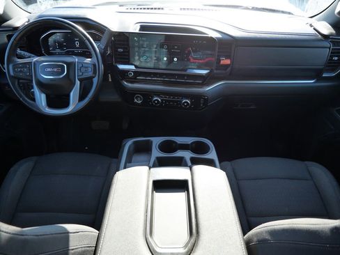 Used 2024 GMC Sierra 1500 Elevation image 15