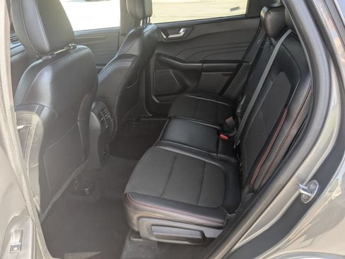 Used 2024 Ford Escape ST-Line AWD/4WD image 29