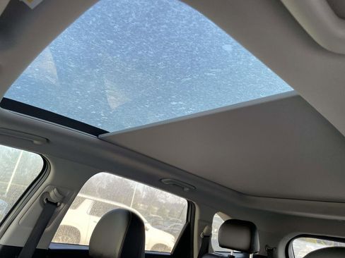 Used 2022 Kia Sorento SX image 26