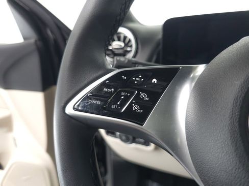 Certified 2026 Mercedes-Benz GLB 250 4MATIC image 10