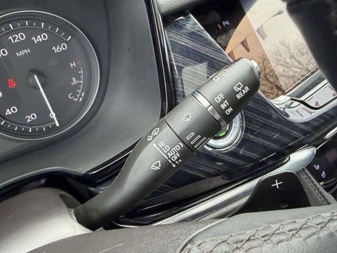 Certified 2024 Cadillac XT6 Premium Luxury w/ Technology Package image 32