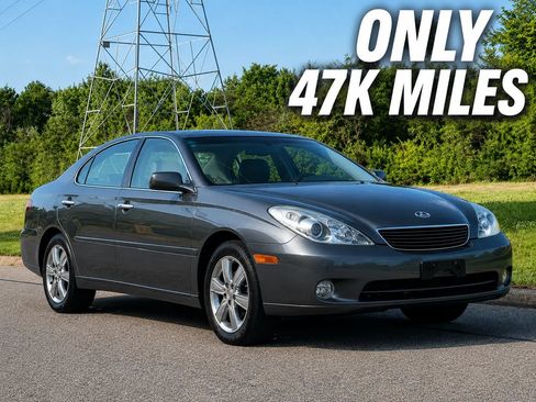 Used 2005 Lexus ES 330 w/ Preferred Accessory Pkg FWD image 1