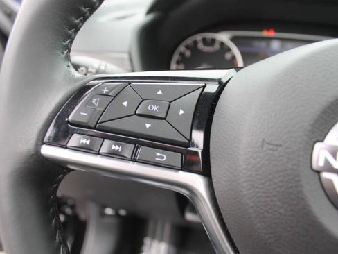 Used 2023 Nissan Altima 2.5 SV w/ SV Premium Package image 20