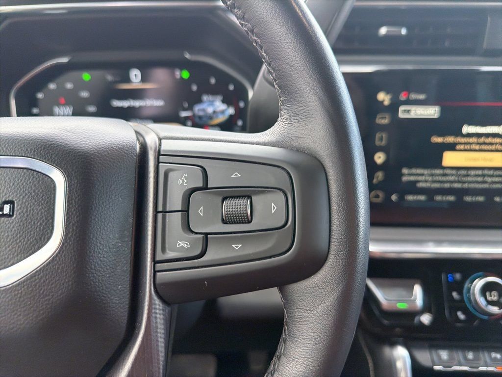 Used 2024 GMC Sierra 3500 Denali Ultimate w/ LPO, GMC Protection Package AWD/4WD image 18