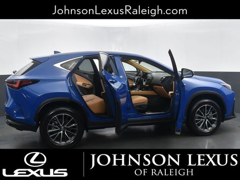 Used 2025 Lexus NX 250 FWD w/ Accessory Package (2T) image 27