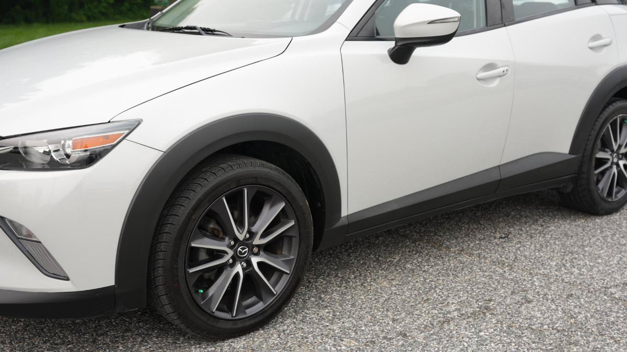 Used 2018 MAZDA CX-3 Touring w/ Preferred Equipment Package FWD image 22