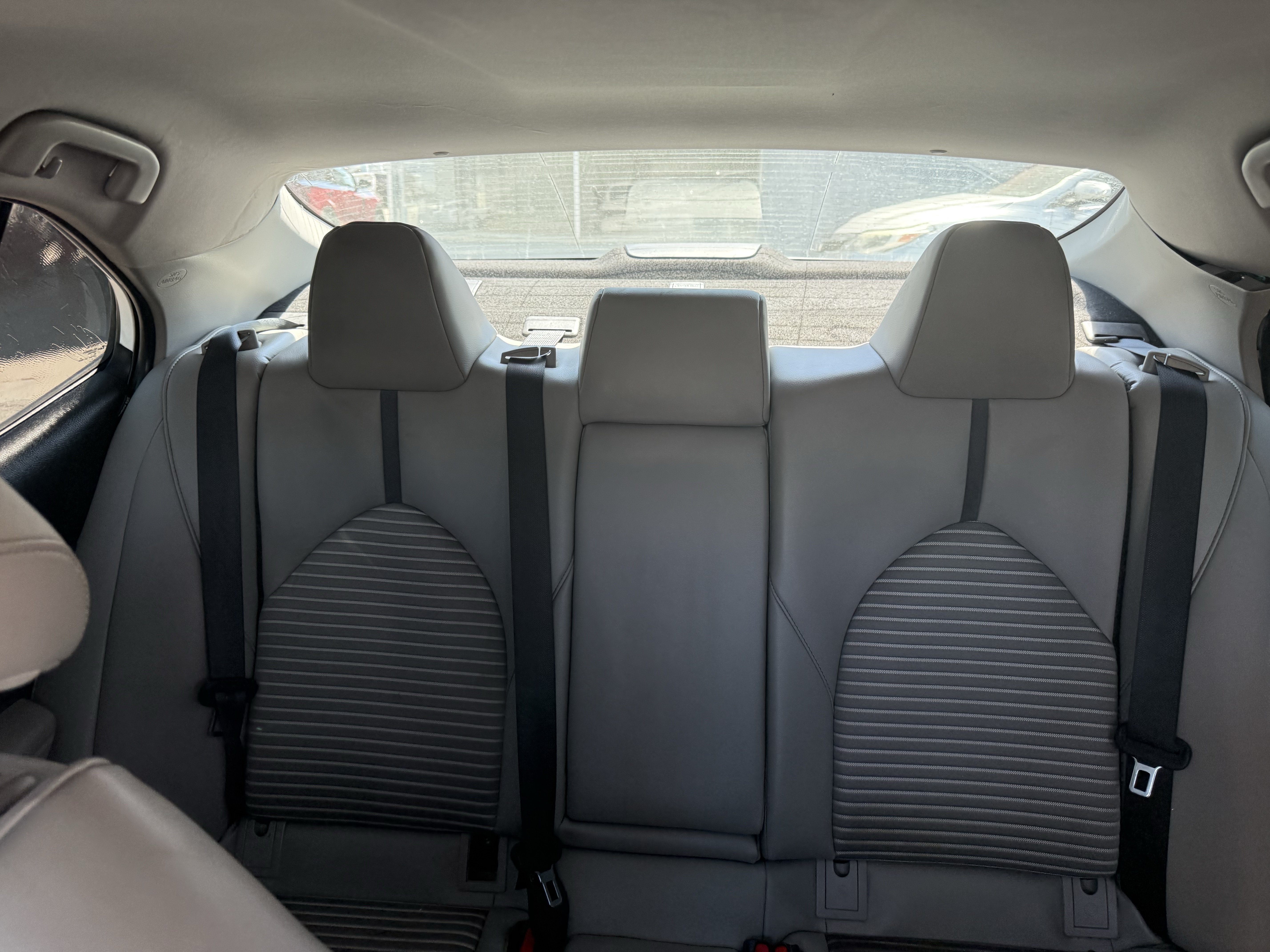 Used 2021 Toyota Camry SE FWD image 14