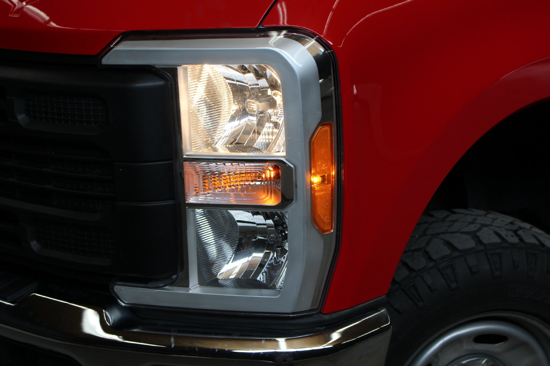 Used 2023 Ford F250 XL w/ Snow Plow Prep Package AWD/4WD image 5