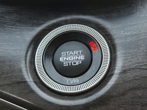 Certified 2021 Jeep Grand Cherokee L Limited image 21