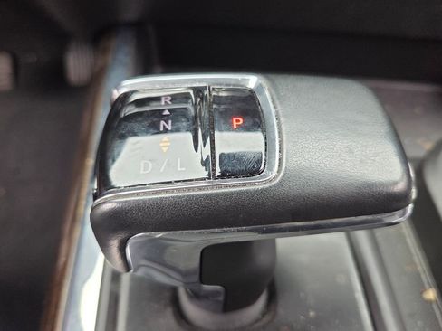 Used 2024 GMC Sierra 1500 Elevation w/ Elevation Premium Package image 18