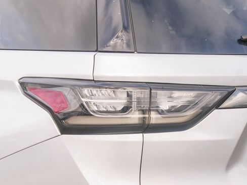 Used 2019 Chevrolet Traverse Premier w/ Redline Edition image 10