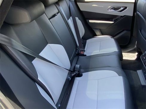 New 2026 Land Rover Range Rover Velar Dynamic SE image 12