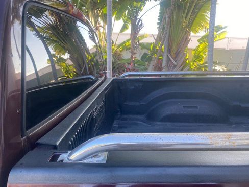 Used 2005 Dodge Ram 1500 Truck SLT image 81