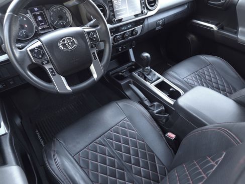 Used 2021 Toyota Tacoma SR5 image 13