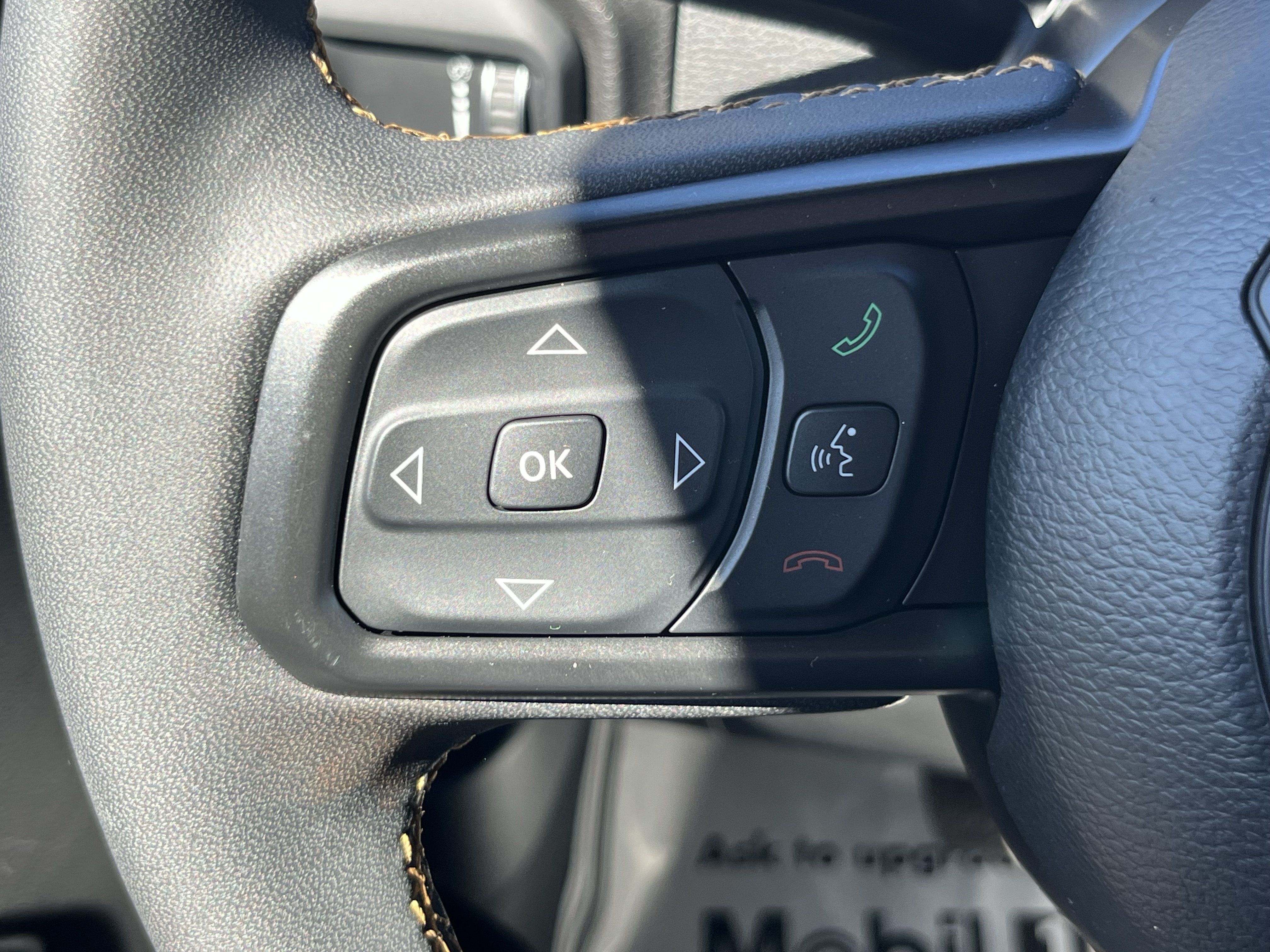 Used 2024 Jeep Wrangler Unlimited AWD/4WD image 21