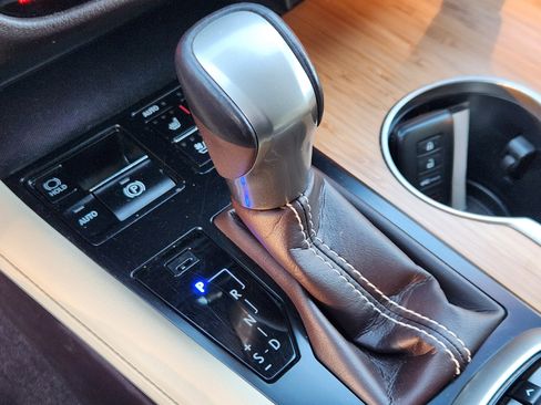 Used 2018 Lexus RX 350L Luxury image 13