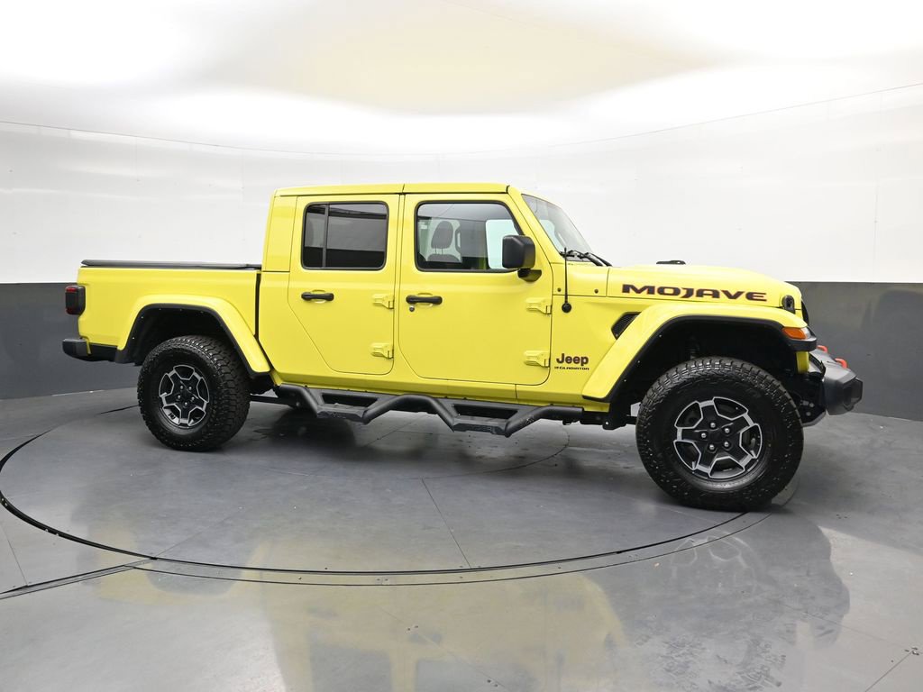 Used 2023 Jeep Gladiator Mojave w/ LED Lighting Group AWD/4WD image 4