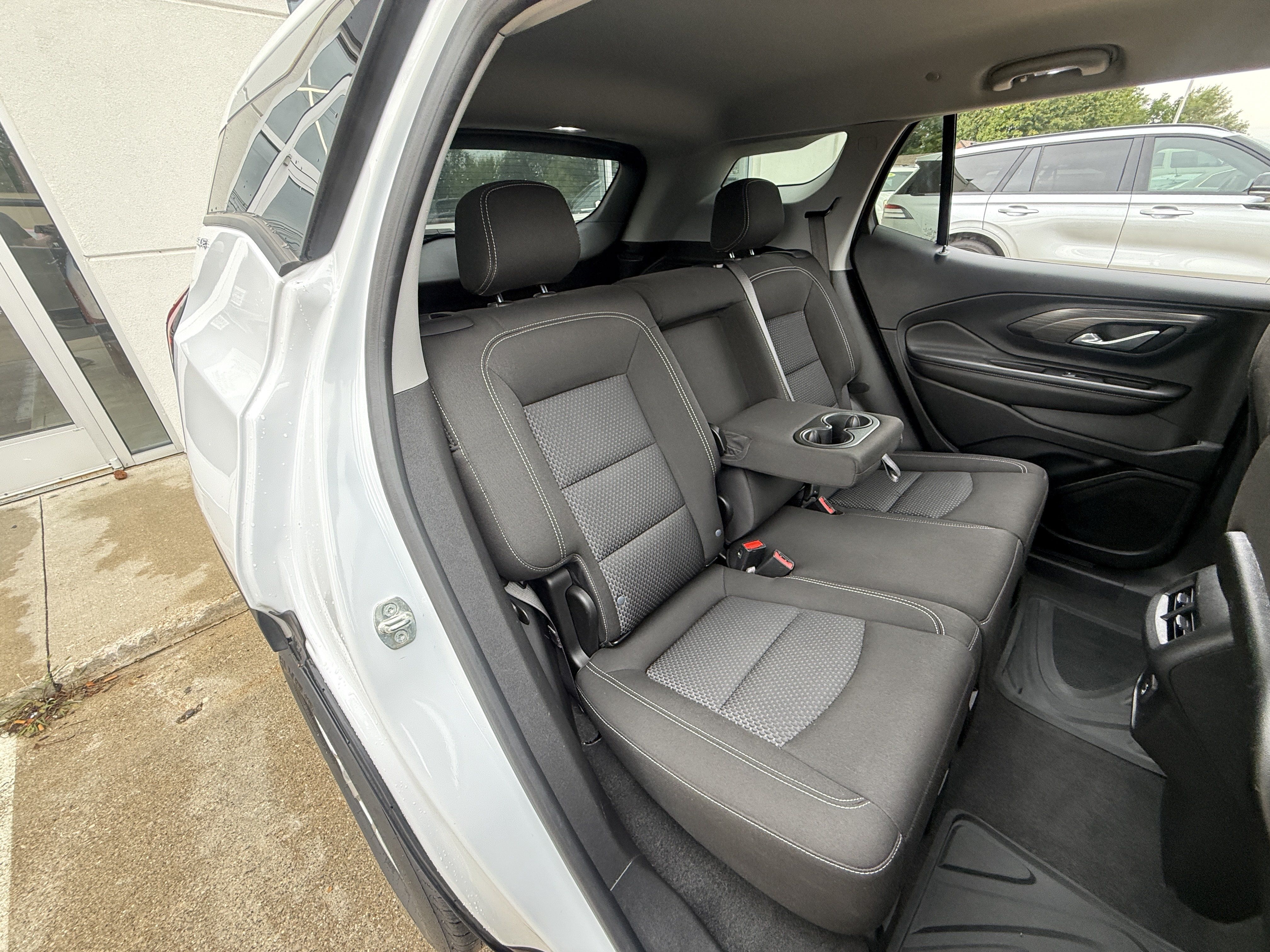 Used 2023 GMC Terrain SLE w/ Driver Convenience Package AWD/4WD image 24