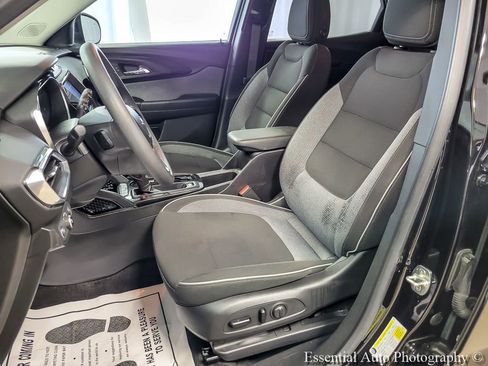 Used 2023 Chevrolet TrailBlazer LT w/ Convenience Package FWD image 8