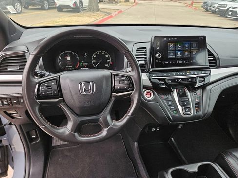 Used 2025 Honda Odyssey Sport-L image 17