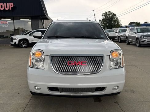 Used 2014 GMC Yukon Denali AWD/4WD image 22