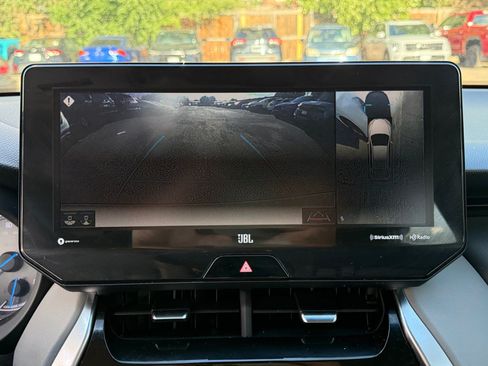Certified 2022 Toyota Venza Limited AWD/4WD image 27