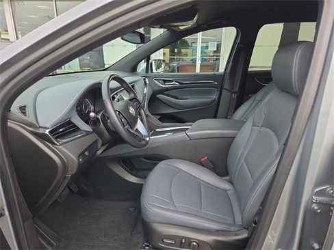 Used 2024 Buick Enclave Essence w/ Sport Touring Edition image 10