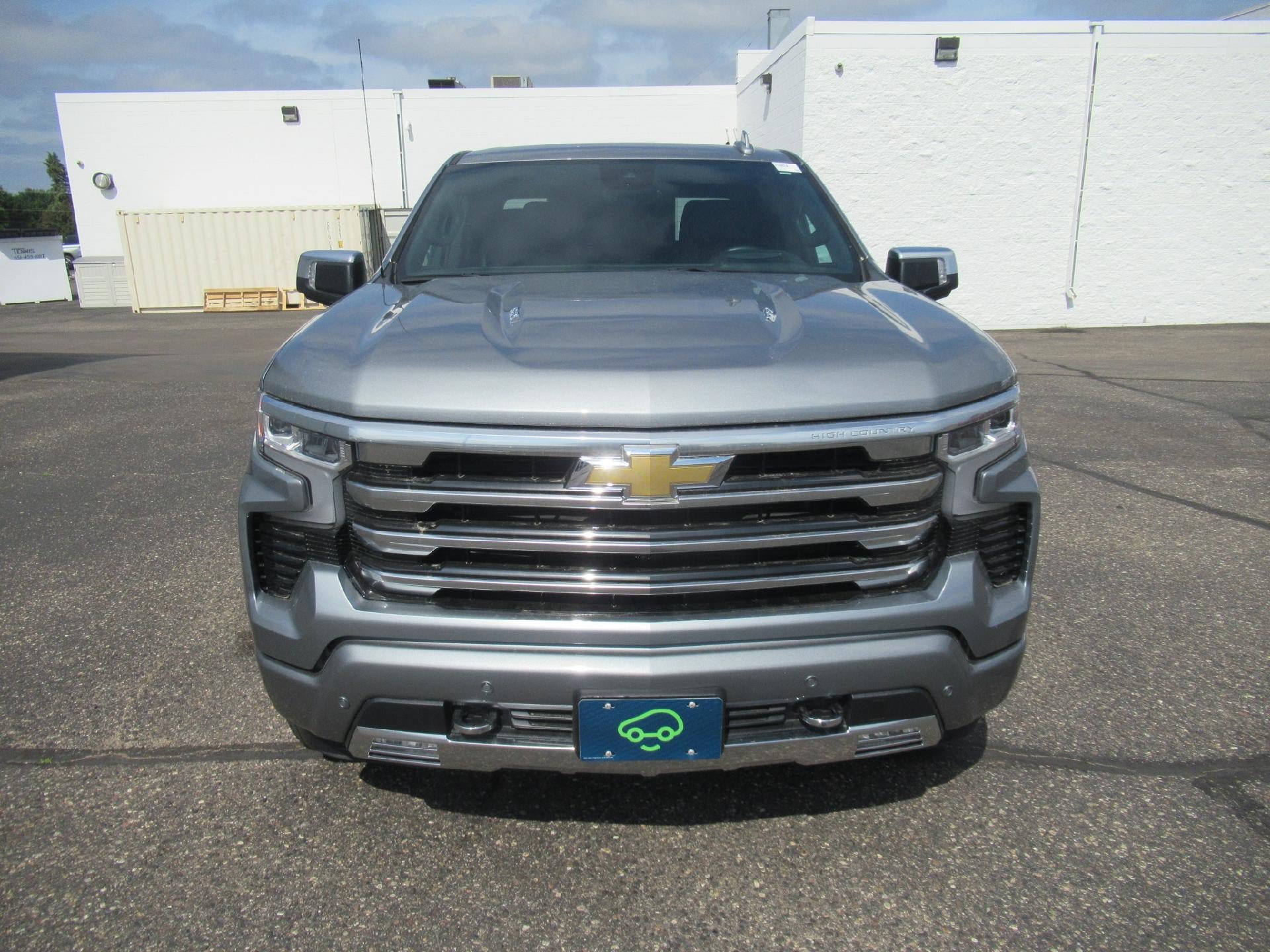 Certified 2025 Chevrolet Silverado 1500 High Country w/ Technology Package AWD/4WD image 2