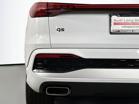 Used 2025 Audi Q5 Premium Plus w/ Premium Plus image 17