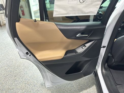 New 2026 Chevrolet Equinox ACTIV w/ LPO, Floor Liner Package image 12