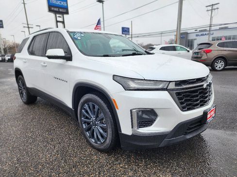 Certified 2023 Chevrolet Traverse RS image 25