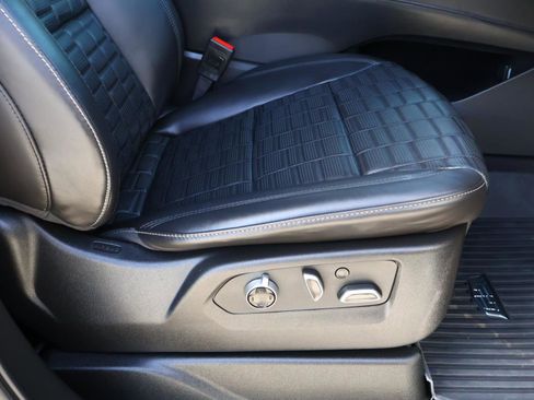 Used 2024 Cadillac Escalade V w/ LPO, ONYX Package image 26