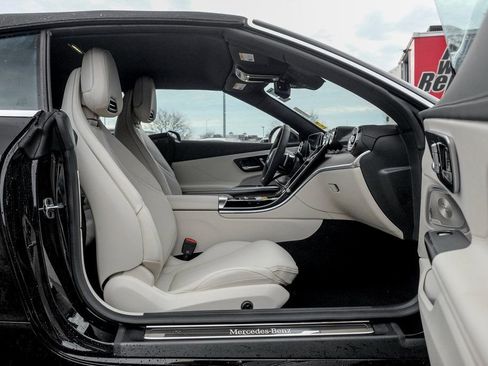 New 2026 Mercedes-Benz CLE 300 4MATIC Cabriolet image 24