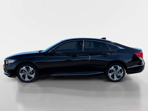 Used 2018 Honda Accord EX image 2