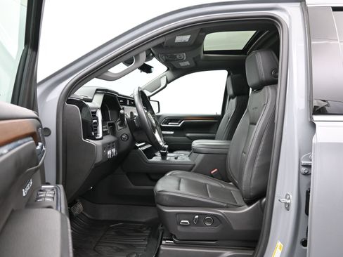 Used 2024 GMC Sierra 1500 Denali image 8