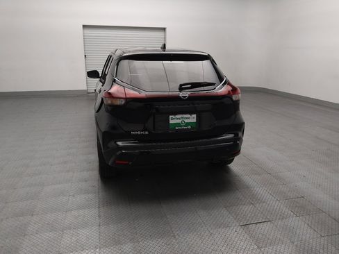 Used 2024 Nissan Kicks S FWD image 6