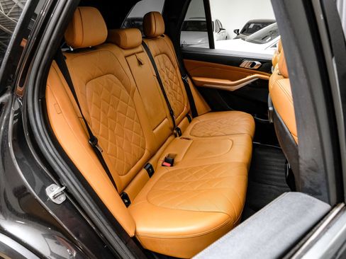 Used 2023 BMW X5 sDrive40i image 39